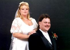laurasteve1020014.jpg (7229 bytes)