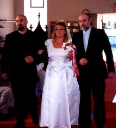 lauraswed4.jpg (10468 bytes)