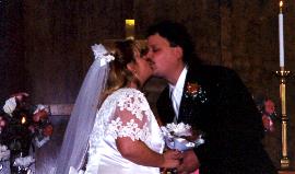 lauraswed9.jpg (9714 bytes)