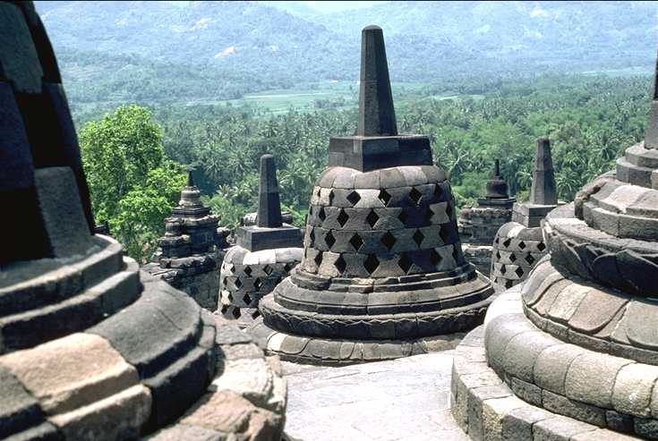 Borobudur - top screen