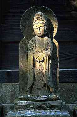 Khmer - KuanYin statue