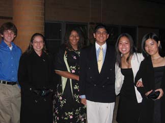 Left to right we got sexy Bobbie (Rob), Kat, Malissa, Mom (Zain), me and Nina