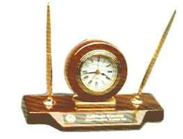 mantel clock3
