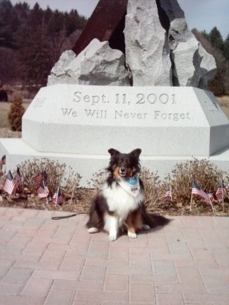 CINmonument1e.jpg (32295 bytes)