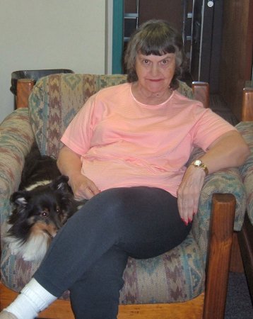 Shirley5bsml.jpg (32022 bytes)