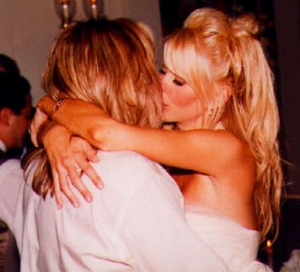 The Kiss,Now that is Love