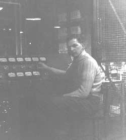 popmitchell.gif (49193 bytes)