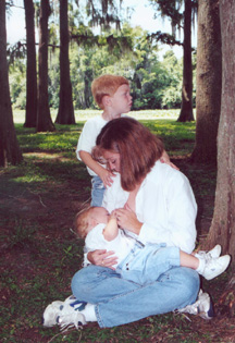 nursing5_00.jpg (77885 bytes)