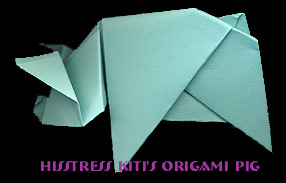 Hisstress origami pig