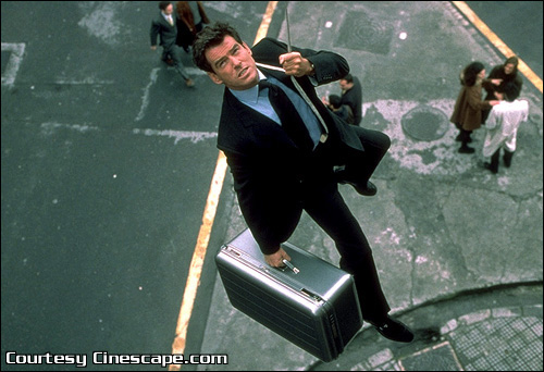 Bond effects a plucky escape from the Spanish Police