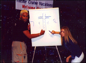 Ashley och Echo spelar Pictionary