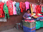 clothes.jpg (24212 bytes)