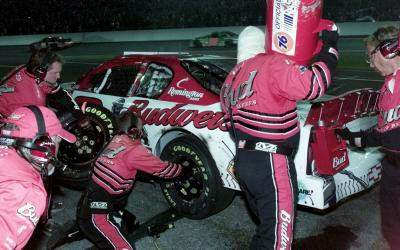 The crew at work at the Pepsi 400 (7/7/2001)