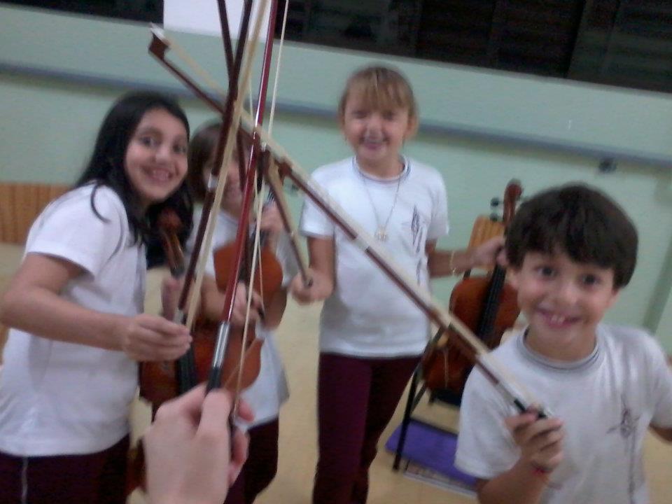 Children with violin