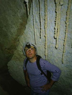 Leon and stalactites