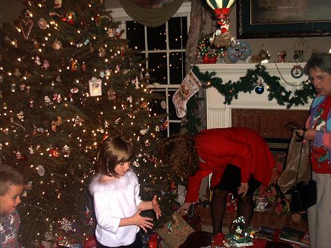 There's Tori and Jacob, Marilyn and Grammy.