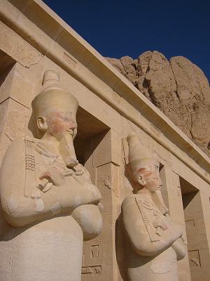 El-Deir El-Bahri Entrance Statues - Close View