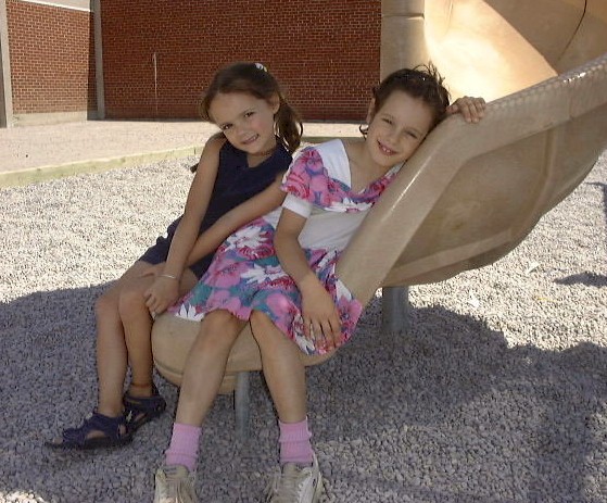 Las "Modelos" Cierra y Tesa en una de sus mejores poses!