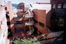 Inner Courtyard: Tas
