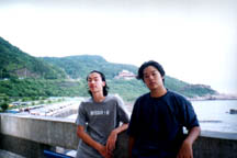 no comment.... this picture is gay... hehe~