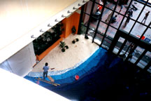 ~Lobby's Wave, hehe Jaime meticiously decorates the sand~