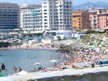 geez i wish hk is like this, clean beaches and water