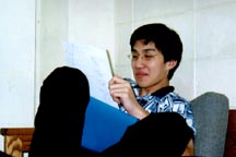 jeremiah feels embarrassed to be doing some last minute cramming.... he always does hehehe~!! j.k~