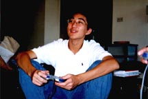 david...? do you hafta smile everytime some take a picture of you?? i mean you are dying so badly in bio hazzard.. stop acting so Confident and Crab harhar J.k~