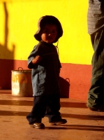 outside the schoolhouse in Culusb�