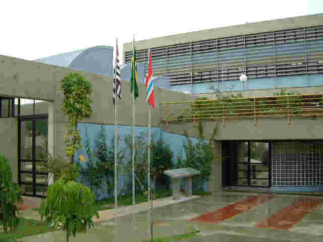 Fachada da C�mara Municipal de Suzano