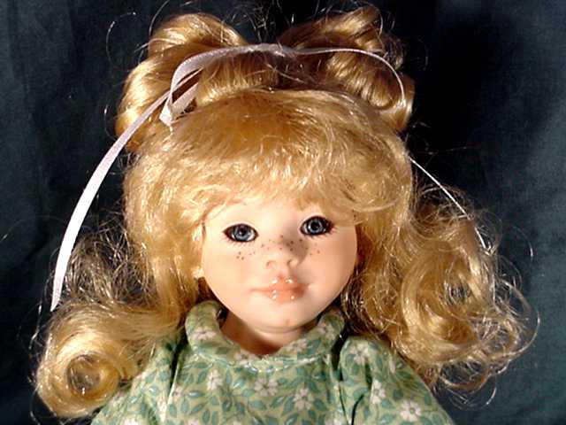 TAYLOR-blonde