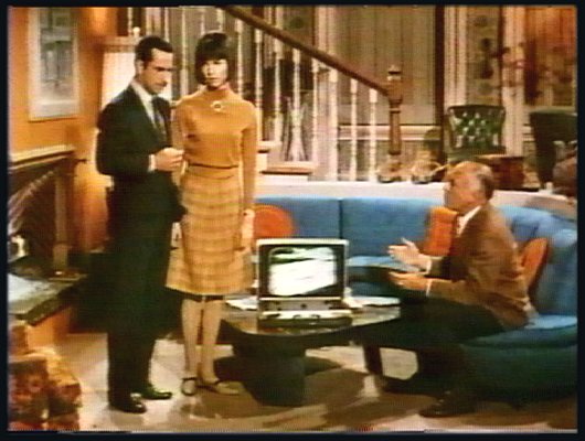 Turn On TV set for VIDEO