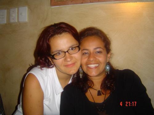 Eu e minha amiga Carol - Maio de 2004 - Pizzaria Guanabara