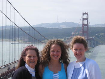 Pic, Mom, Em, and Laura at Golden Gate Bridge