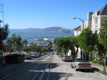 Pic, Hyde Street looking toward Alcatraz
