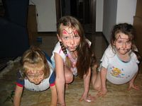 Dant broke out the face paint and turned everyone into cats for the evening.