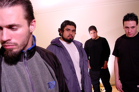 Click here to visit the Papa Roach website