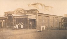 Neilson & Graham in Dunlop St. Despite the years that have passed since this photo was taken, the shop exterior remains relatively unchanged