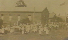 Early celebrations at the front of theMechanics Institute, in Shaw St. This building is now the Soldiers Memorial Hall.