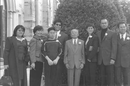 Erica, Aunt Tham, Brandon, Philip, Grandpa, Aunt Linh, Uncle Tai, Uncle Trung