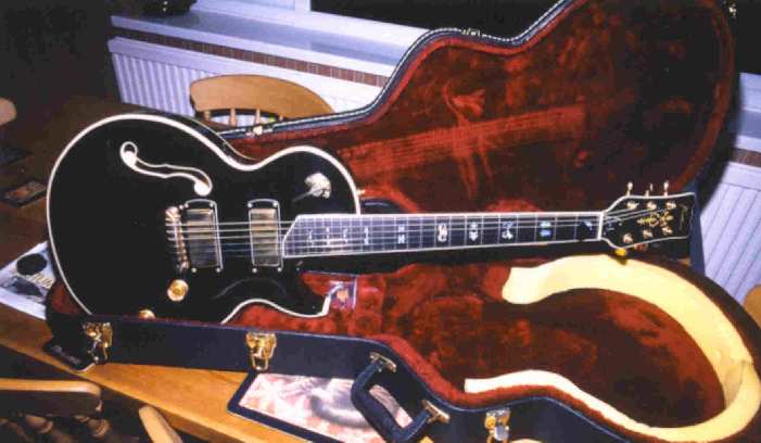 the FRAMUS AKKERMAN guitar