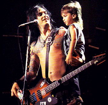 Nikki and Gunner Sixx (101)