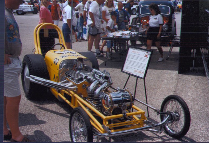 Mooneye Dragster and Pat Gartlis as Ennis Super Chevy Show