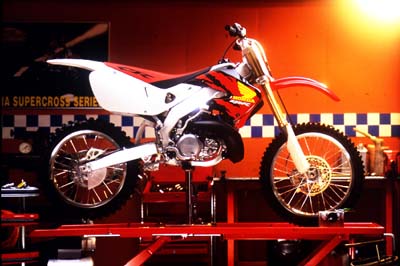 1997 CR250
