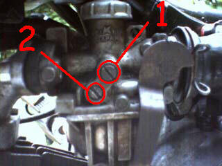 adjusting the carburettor