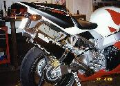 Th_exhaust7.jpg (8988 bytes)