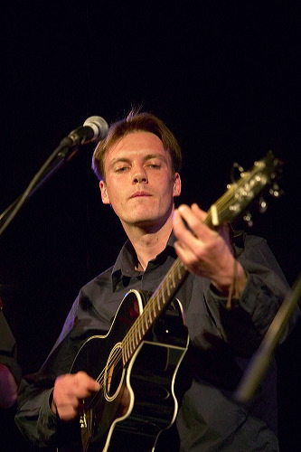 Tone.jpg (40777 bytes)