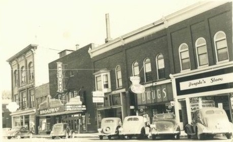 200 block of East Broadway