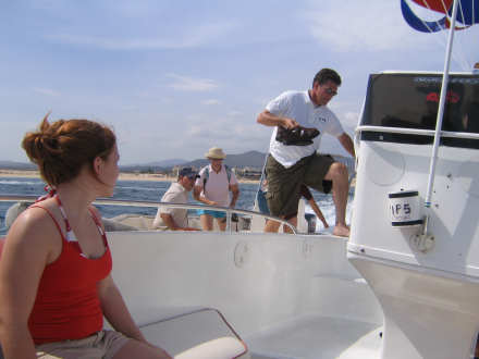 The boats don't stop to load and unload.&nbsp; The runner boats ram into the side of the parasail boat and you have to change boats while going 25-30 mph
