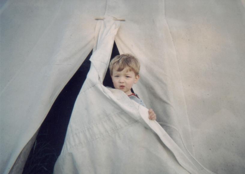 Ashton like to play peek-a-boo